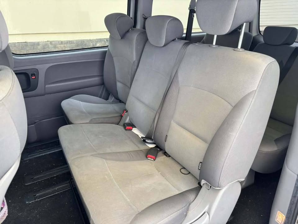 2015 Hyundai Imax finance now 5.jpg